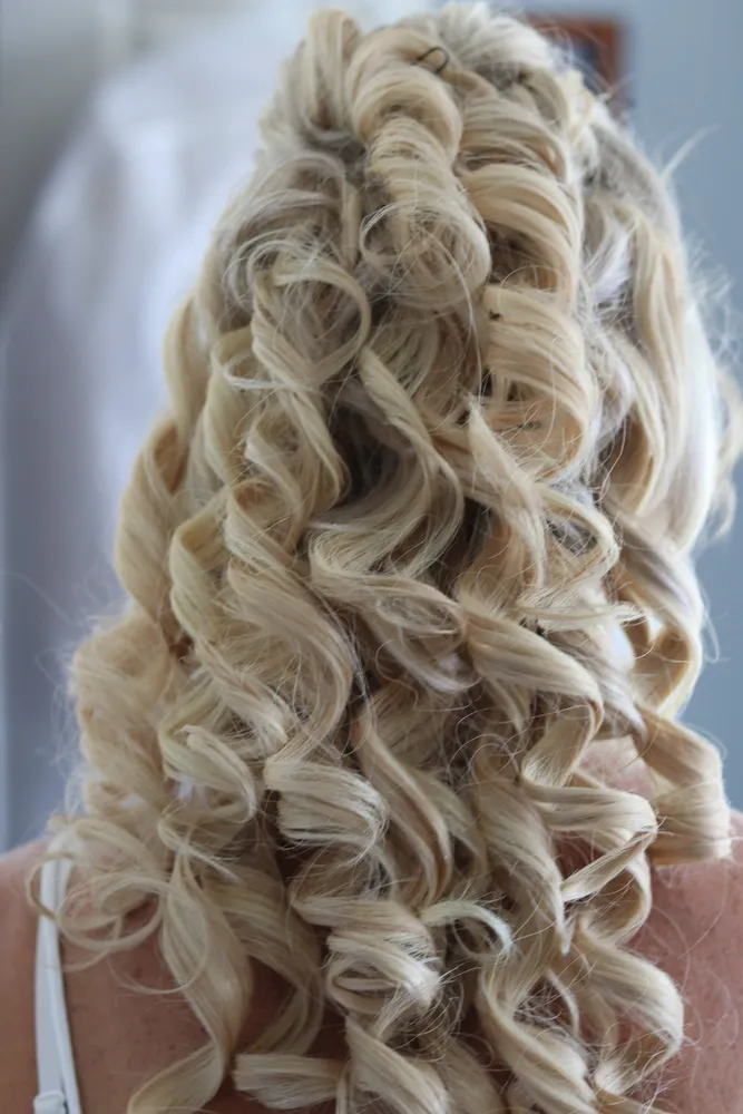 hair curls