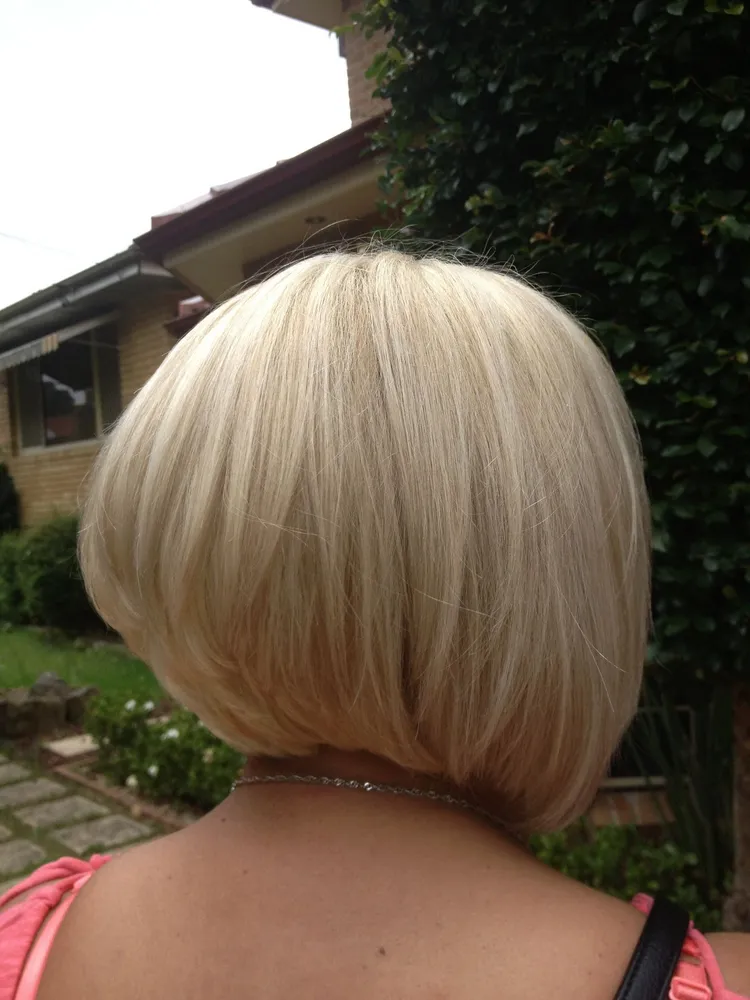 women hair cut